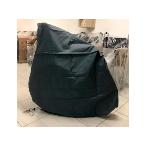 Capa para cadeira de rodas - Ortopedia Online SP Capa protetora preta para cadeira de rodas, material em poliéster, com cordão de nylon para ajuste.