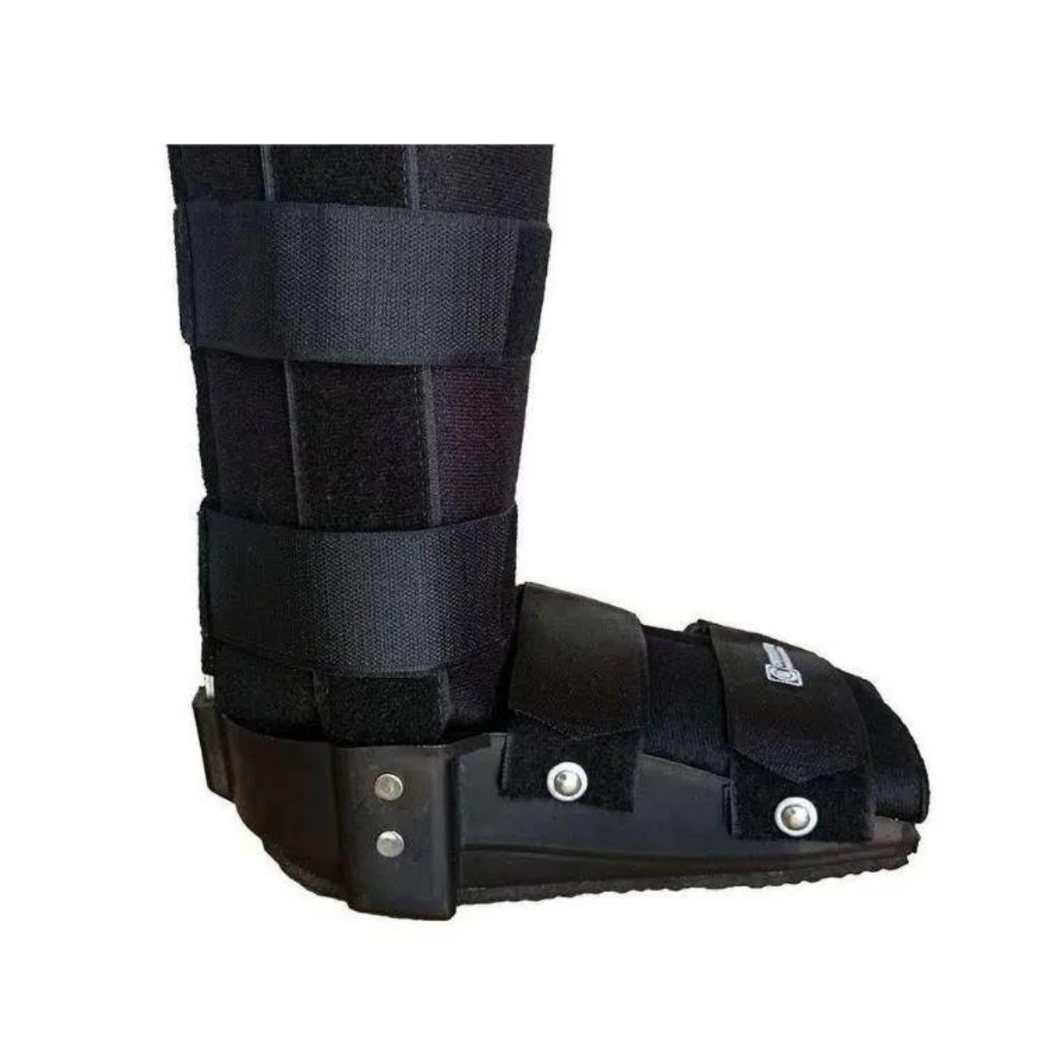 Bota Imobilizadora Ortocenter Bilateral - Cano curto - Tamanhos P e G Bota imobilizadora Ortocenter Robocenter de cano curto na cor padrão (preta/cinza), com fechos de velcro e estrutura de suporte no tornozelo.