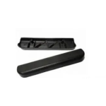 Par de apoios de braço retos pretos para cadeira de rodas Jaguaribe 1009, mostrando o material de poliuretano e os furos de fixação.