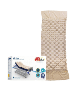 Colchão Pneumático Dellamed Air Plus inflado, na cor bege, com bomba de ar ao lado.