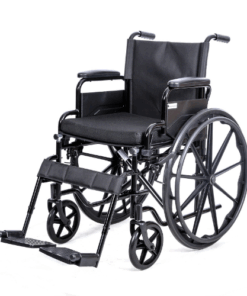 Cadeira de Rodas Pro Cirurgica PRO8001 cinza em aço, dobrável, com assento de 45cm e pneus maciços.