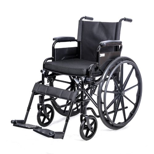 Cadeira de Rodas Pro Cirurgica PRO8001 cinza em aço, dobrável, com assento de 45cm e pneus maciços.