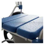 Cadeira de banho com roda grande e coletor D65 - Ortopedia Online SP