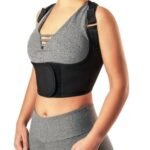 Corretor postural Lean Hidrolight na cor bege, unissex. A imagem mostra o corretor centralizado nas costas, com as tiras ajustáveis nos ombros.