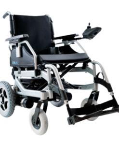 Cadeira de Rodas Motorizada em Alumínio Dobrável até 135 Kg Assento de 45 cm D1000 Dellamed