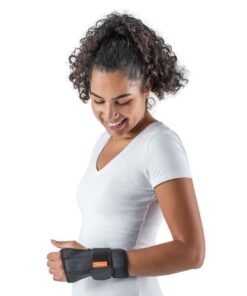 Órtese Splint bilateral Hidrolight, na cor preta, em fundo branco. A imagem mostra a órtese com as talas e os fechos aderentes, destacando seu design ajustável para o punho.
